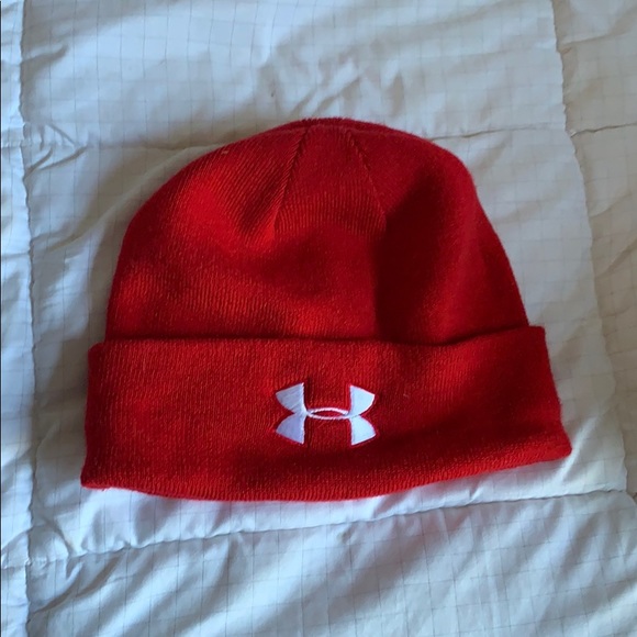 Red Under Armour Beanie - Picture 1 of 1